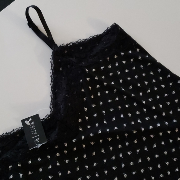 WHITE HOUSE BLACK MARKET CAMISOLE - Picture 4 of 4